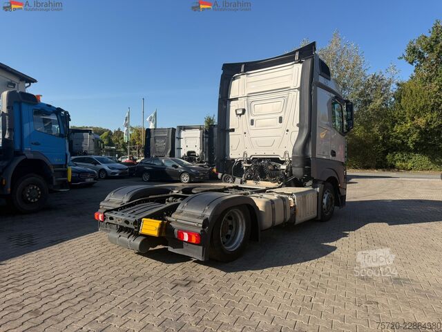 Volumen trækker Mercedes-Benz Actros 1842 Retarder 4x2 2xTank StreamSpace