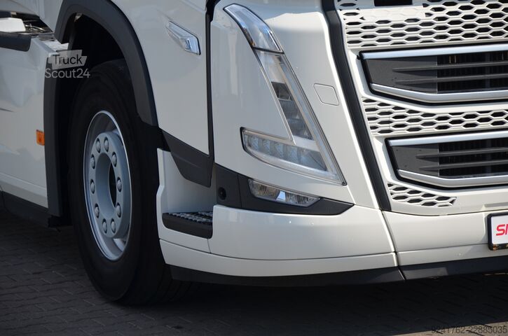 Tractora standard Volvo FH 500 XL / 2023 / NEW I-SAVE / KLIMA P. / TUNER TV / LED / 5816