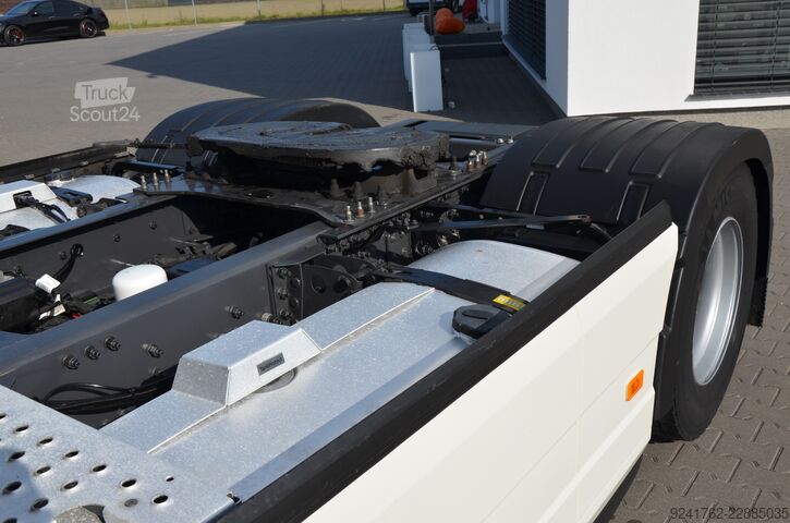 Tractora standard Volvo FH 500 XL / 2023 / NEW I-SAVE / KLIMA P. / TUNER TV / LED / 5816