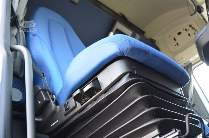 Tractora standard Volvo FH 500 XL / 2023 / NEW I-SAVE / KLIMA P. / TUNER TV / LED / 5816