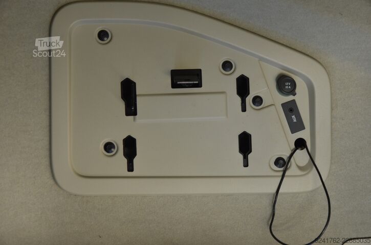 Tractora standard Volvo FH 500 XL / 2023 / NEW I-SAVE / KLIMA P. / TUNER TV / LED / 5816