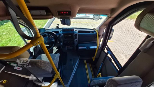 Minibus MERCEDES-BENZ Sprinter 516 Heckniederflur City Schlafsessel