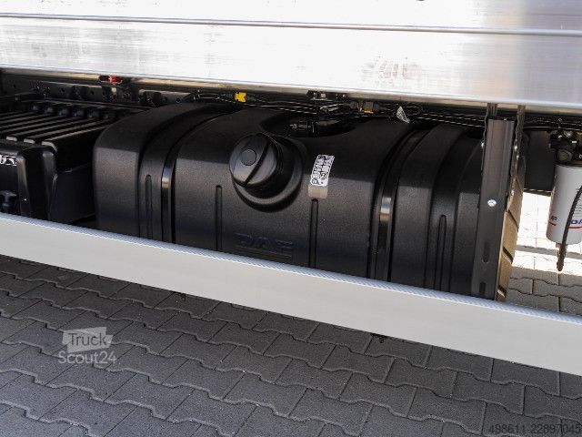 Autocarro con cassone DAF XB230FA, 12t, Koffer 7,30, Automatik,