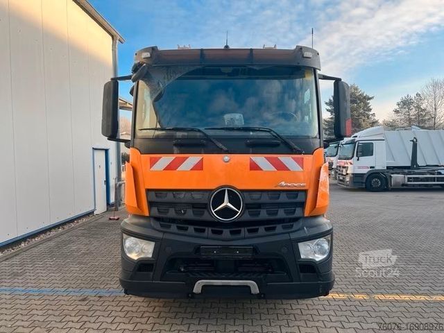 Çöp kamyonu MERCEDES-BENZ 2532 L 6x2/4 Faun Rotopress generalüberholt