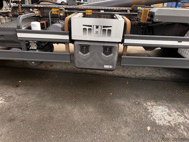 Haakarm vrachtwagen VOLVO FH 460 Globetrotter Meiller Abrollkipper