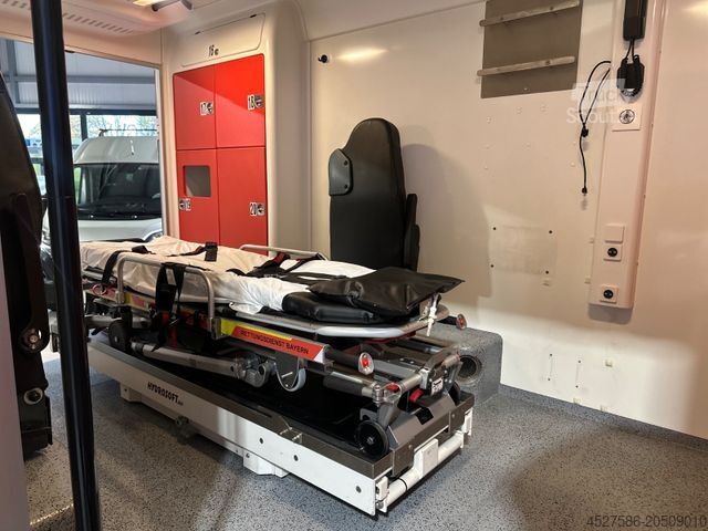 Пожежна машина VOLKSWAGEN Crafter RTW/KTW*KRANKENWAGEN*AMBULANZ*LIEGE*TIRG