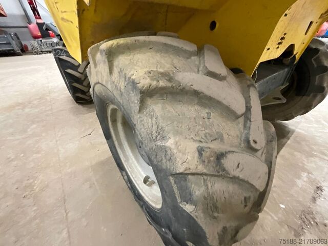 Samohodni tovornjak Neuson DW 60