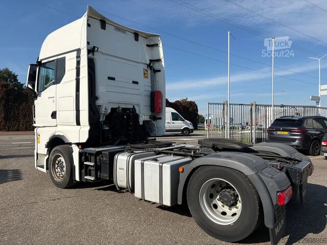 Standard-SZM MAN TGX 18.510 retarder, 2 x Tank kip hyrauliek