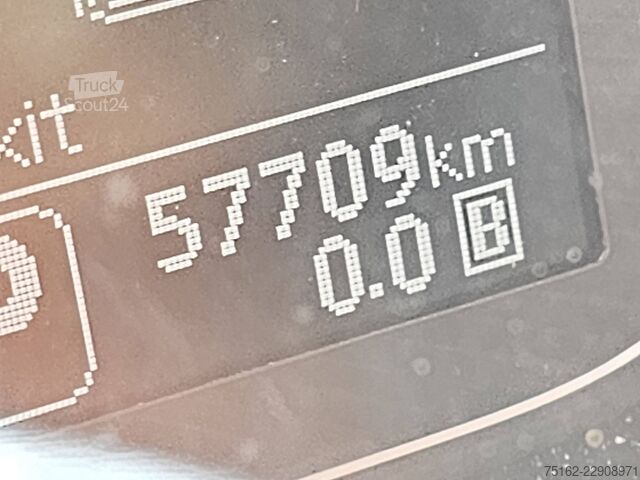 Korkeakattoinen farmari NISSAN E-NV200 L1 NAP 200KM WLTP