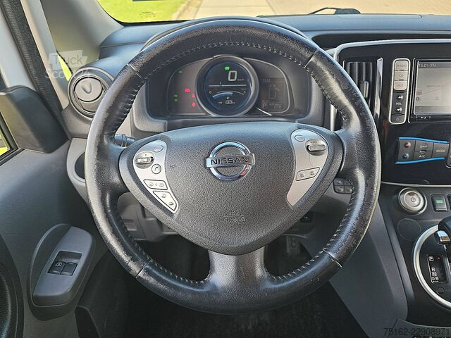 Korkeakattoinen farmari NISSAN E-NV200 L1 NAP 200KM WLTP