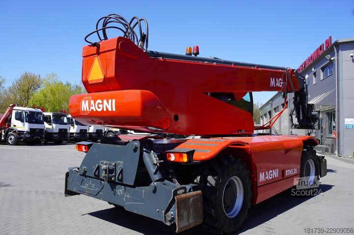 Telehandler MAGNI RTH 5.26 telescopic loader / Range 26 m