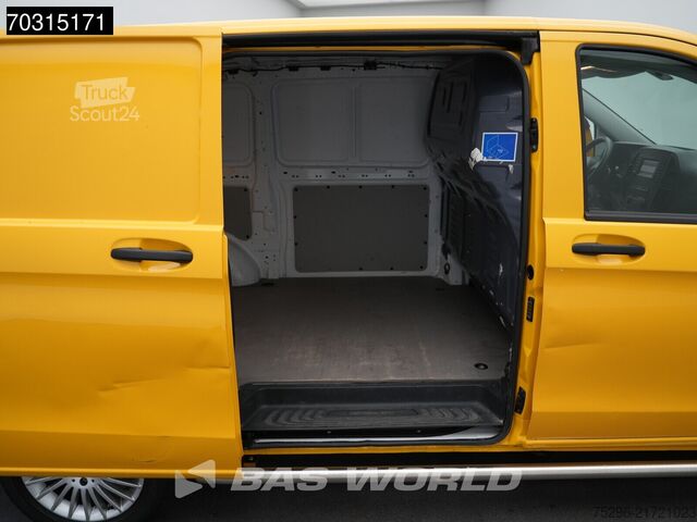 Kombi s vysokou střechou Mercedes e-Vito Elektrisch 41kWh 150km WLTP Airco Camera...