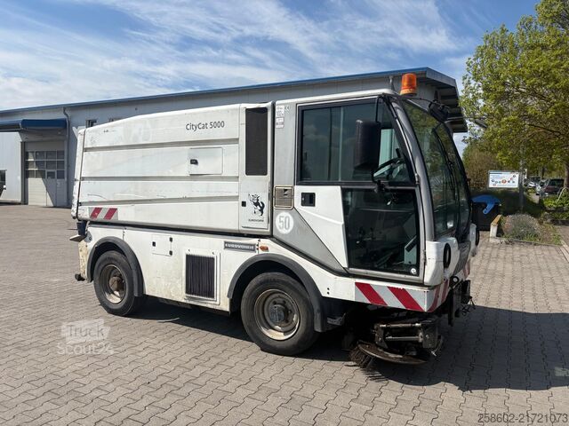 Kamionska čistilica Bucher-Schörling CC5000