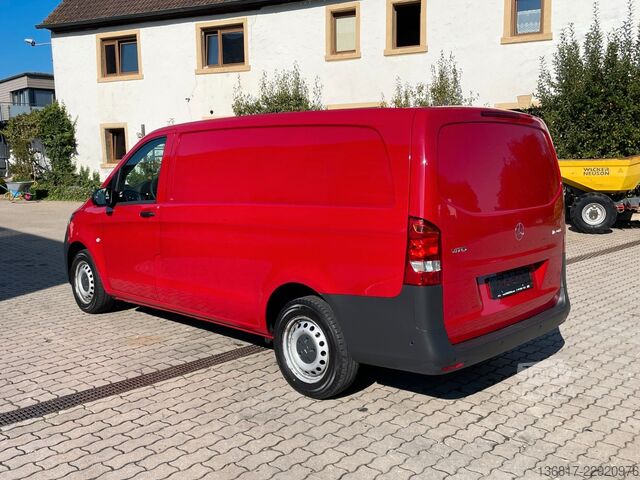Panelová dodávka MERCEDES-BENZ Vito 114 CDI L2 Klima 3-Sitze Werkstatt/Regale