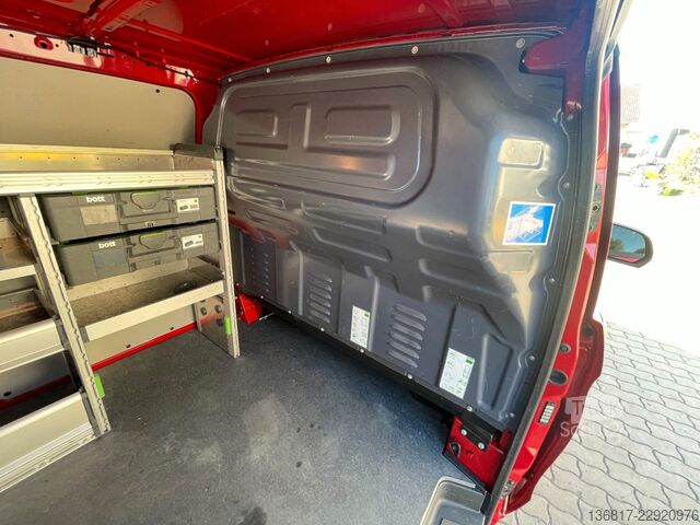 Panelová dodávka MERCEDES-BENZ Vito 114 CDI L2 Klima 3-Sitze Werkstatt/Regale