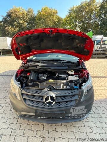 Panelová dodávka MERCEDES-BENZ Vito 114 CDI L2 Klima 3-Sitze Werkstatt/Regale