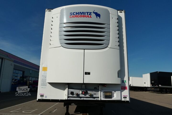 Hladilna polprikolica SCHMITZ CARGOBULL SKO 24/ LBW 2500 kg UFB /DS/ BLUMEN / TK SCB
