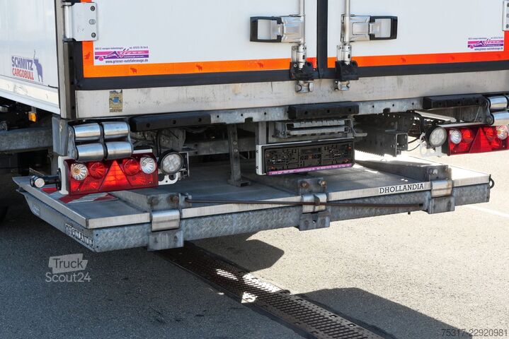 Hladilna polprikolica SCHMITZ CARGOBULL SKO 24/ LBW 2500 kg UFB /DS/ BLUMEN / TK SCB