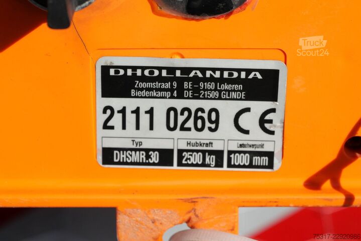 Hladilna polprikolica SCHMITZ CARGOBULL SKO 24/ LBW 2500 kg UFB /DS/ BLUMEN / TK SCB