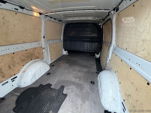 Panelová dodávka MERCEDES-BENZ Vito 116 CDI Automatik Klima Tempomat AHK Navi