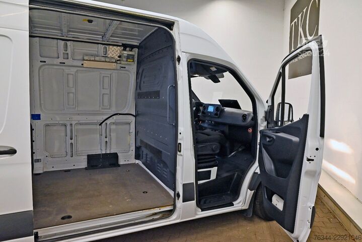 Slēgtais furgons MERCEDES-BENZ Sprinter 314 CDI MR L2H2 Klima Navi Tempomat AHK