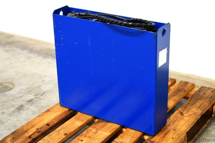 Akumulator do wózka widłowego GRUMA 24 Volt 2 PzB 150 Ah