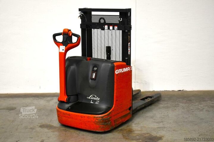 Empilhador manual Linde L 12 i 1172
