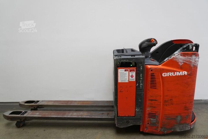 Niederhubwagen mit Fahrerstand Linde T 20 SP 131