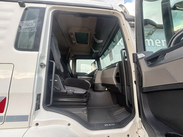 Kamion s kipom s pomičnim kontejnerom MAN TGS 26.470 *HIAB ULT21S59*hydr.Verriegelung*Lenk