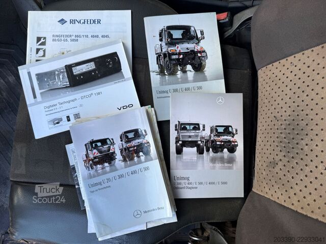 Centrale d'enrobage (d’asphalte) Unimog U400 mit Bitumspritze Breining + Besen