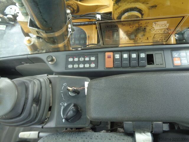 Mobiele graafmachine CATERPILLAR M313D Klima Greifer SW