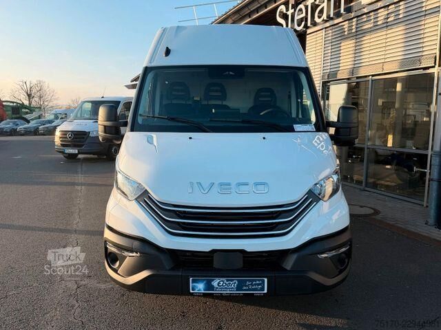 Kombi s vysokou strechou Iveco Daily 35S18 HA8 *R4.100mm*Automatik*Kamera*ACC*