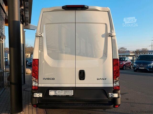 Kombi s vysokou strechou Iveco Daily 35S18 HA8 *R4.100mm*Automatik*Kamera*ACC*