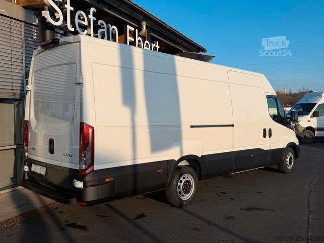Kombi s vysokou strechou Iveco Daily 35S18 HA8 *R4.100mm*Automatik*Kamera*ACC*