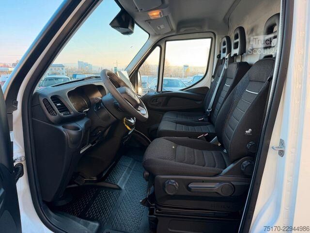 Kombi s vysokou strechou Iveco Daily 35S18 HA8 *R4.100mm*Automatik*Kamera*ACC*
