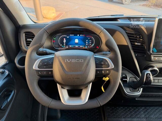 Kombi s vysokou strechou Iveco Daily 35S18 HA8 *R4.100mm*Automatik*Kamera*ACC*