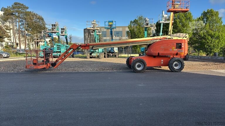 Elevador de lança telescópica JLG 660 Sj (22m)