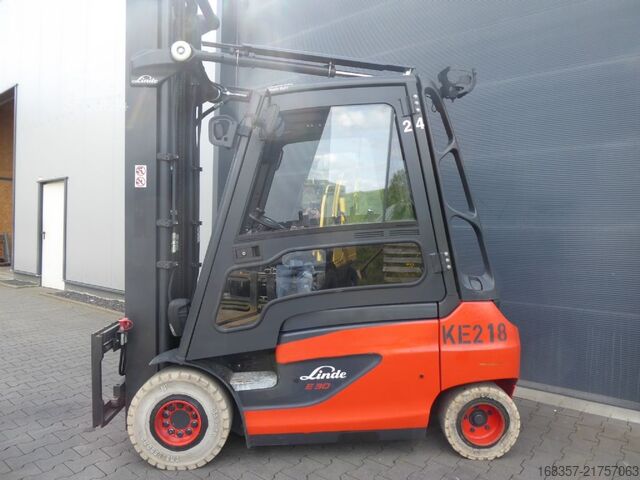 Frontgaffeltruck Linde E30-01