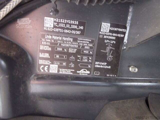 Frontgaffeltruck Linde E30-01