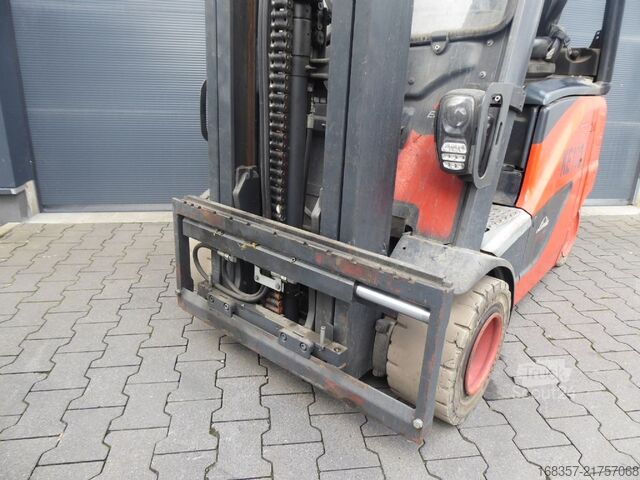 Frontgaffeltruck Linde E20PH-02