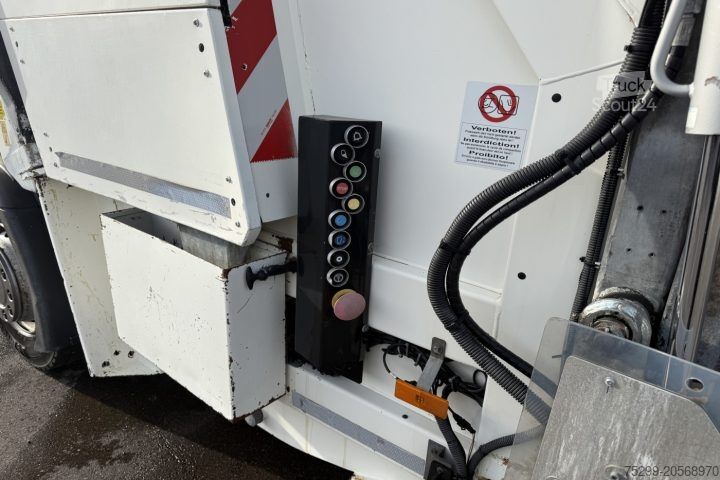 Camion à ordures Scania G440 6x2 Faun / Swiss-Vehicle