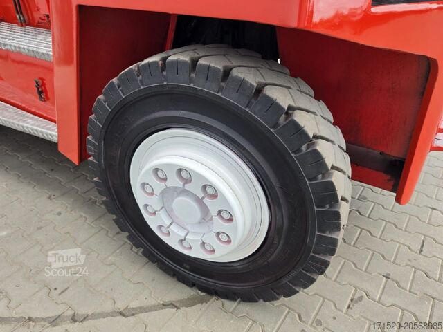 Voorlader vorkheftruck Svetruck 13.6 60-32