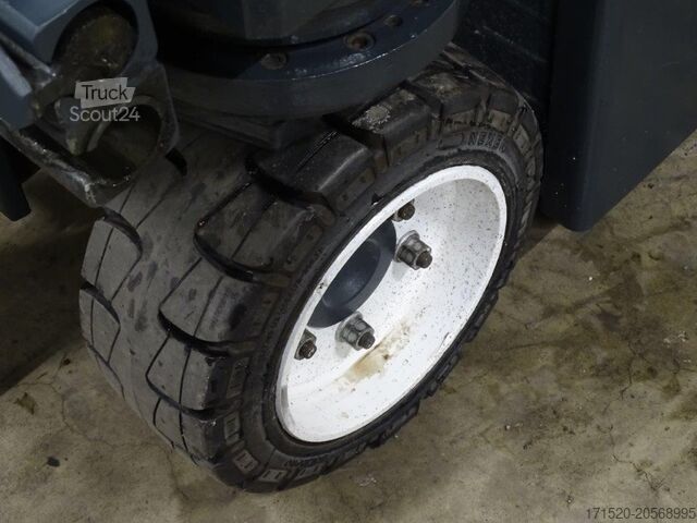 4-vejs gaffeltruck Combilift C3000CBE - TRIPLEX