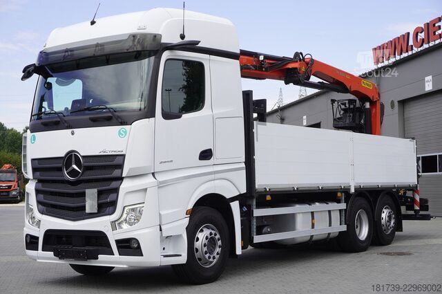 منصة مع رافعة Mercedes-Benz Actros 2545 MP5 / 90 tho. km / Palfinger