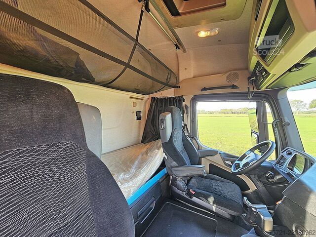  MERCEDES-BENZ ACTROS 1843
