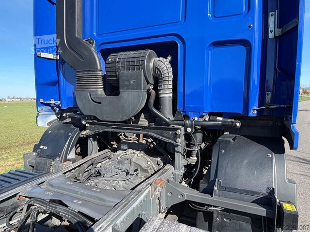 Fahrgestell mit Fahrerhaus DAF CF 250 CF250.19 EURO6. Chassic cabine