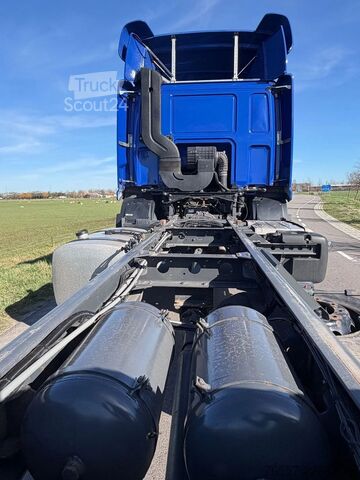Fahrgestell mit Fahrerhaus DAF CF 250 CF250.19 EURO6. Chassic cabine