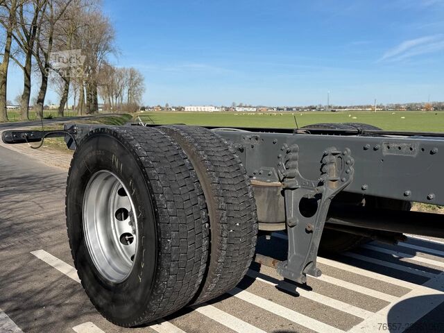 Fahrgestell mit Fahrerhaus DAF CF 250 CF250.19 EURO6. Chassic cabine