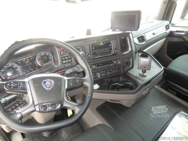 Kølebil SCANIA R450 Kühlkoffer 6x2 Lenkachse Retarder LBW