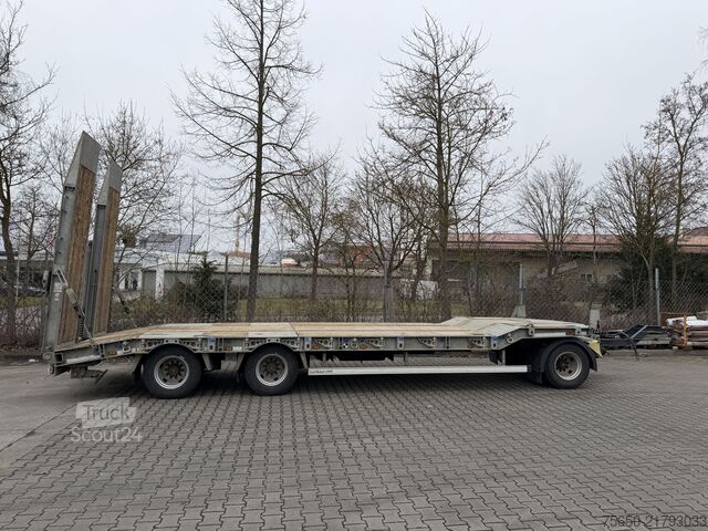 Nízkoložný přívěs Humbaur HTD 30  3 Achs Tiefladeranhänger, Wenig Benutzt